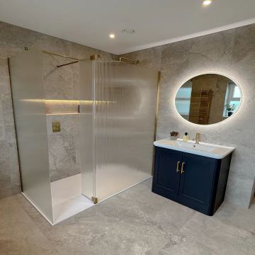 Main-Bathroom-1